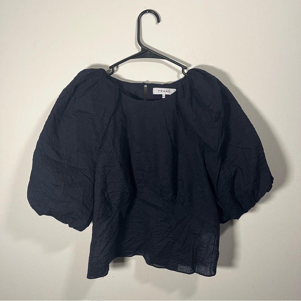 FRAME Gathered Seam Puff-Sleeve Crop Top in Navy Blue Size Medium LWSH2497